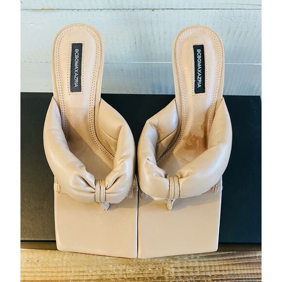 New BCBGMAXAZRIA Women's Fiona Puffy Leather Heel Sandal Square Toe sz 6.5 Nude - Picture 2 of 16